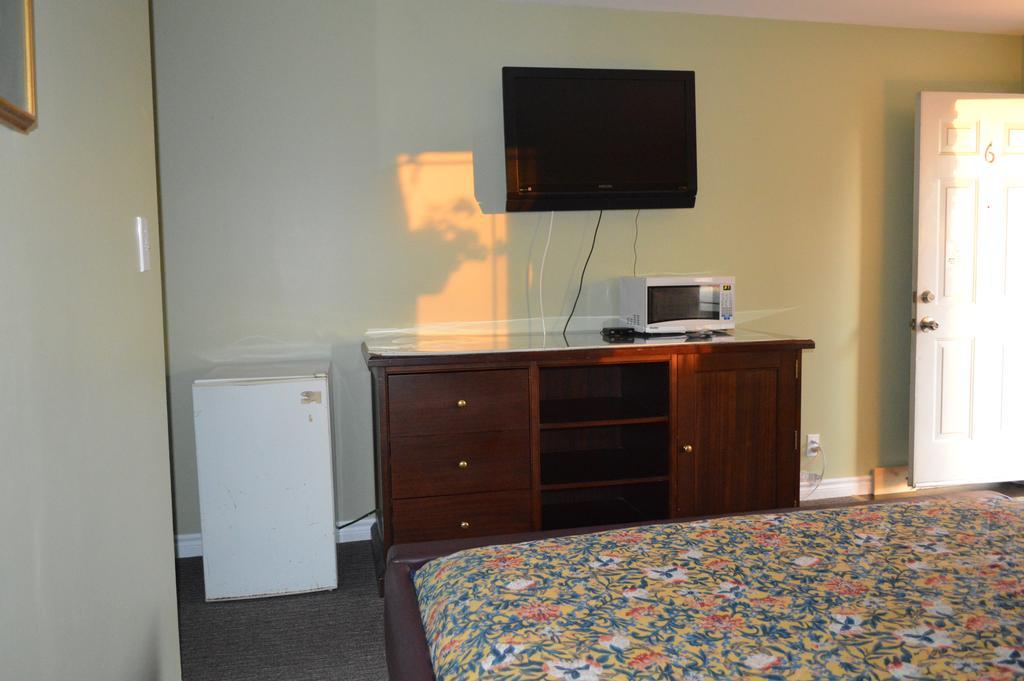 Kitchener Motel Εξωτερικό φωτογραφία